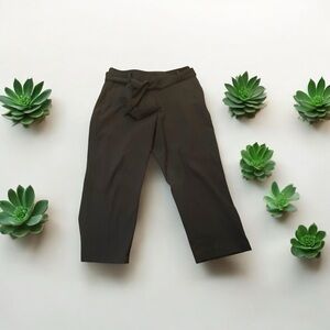 DKNY - women’s belted dress pants, mid calf. Black, XL